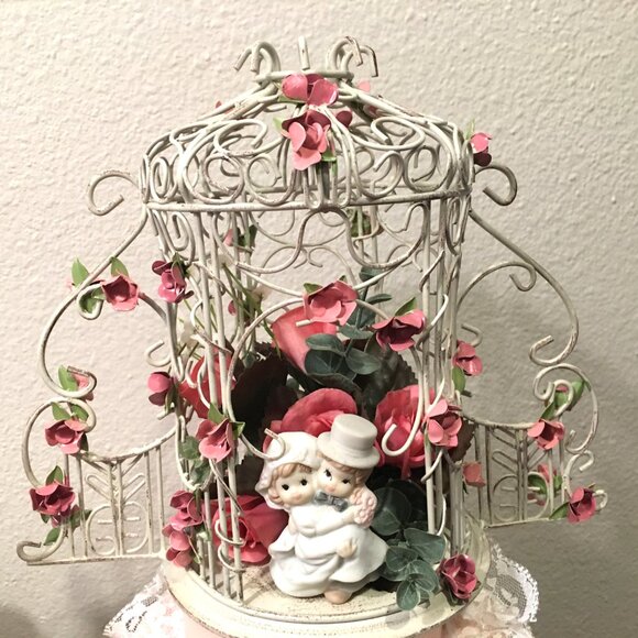 Antiqued Victorian Metal Gazebo Cake Topper Or Centerpiece - Picture 2 of 4